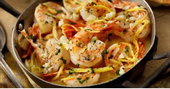 How to Make Red Lobster Shrimp Scampi in One Pan [Simple Method]
