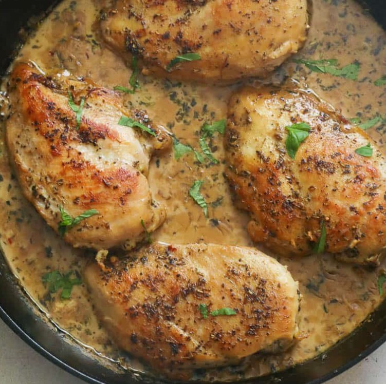 How to Make Creamy Balsamic Chicken [With Simple Pantry Staples]