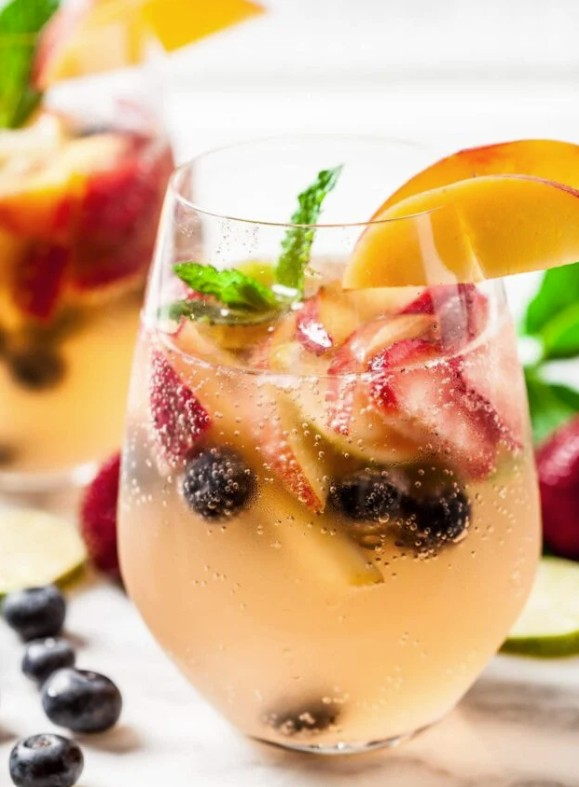Make-Ahead Summer Sangria [How to Serve a Crowd Easily]