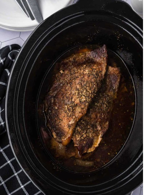How to Make Tender Crockpot Steak for First-Time Cooks