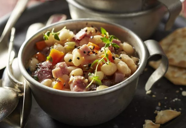 How to Make Hearty Navy Bean and Ham Soup in a Slow Cooker