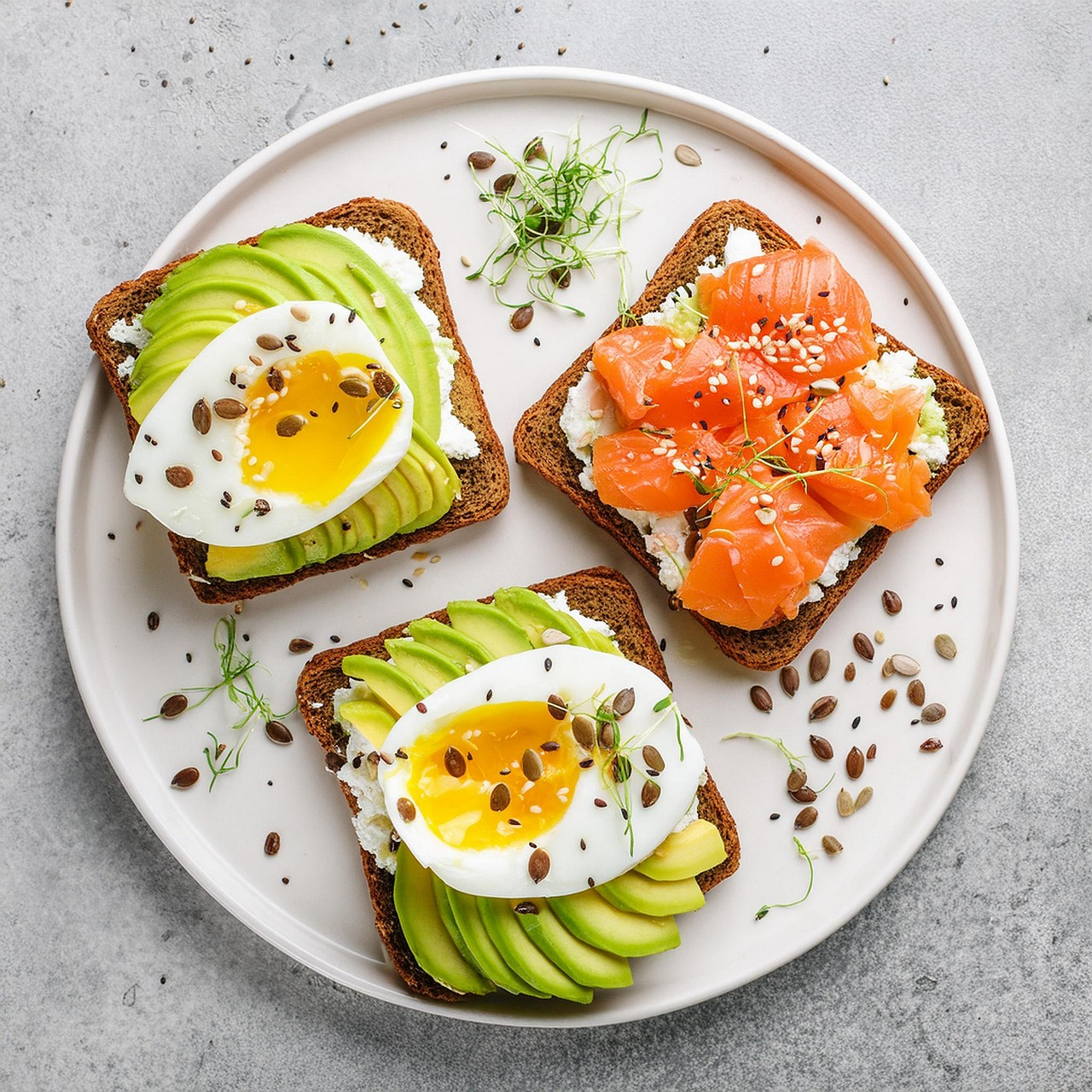 Recipes Made Simple: High Protein, Low-Carb, Sugar-Free, Filling, II